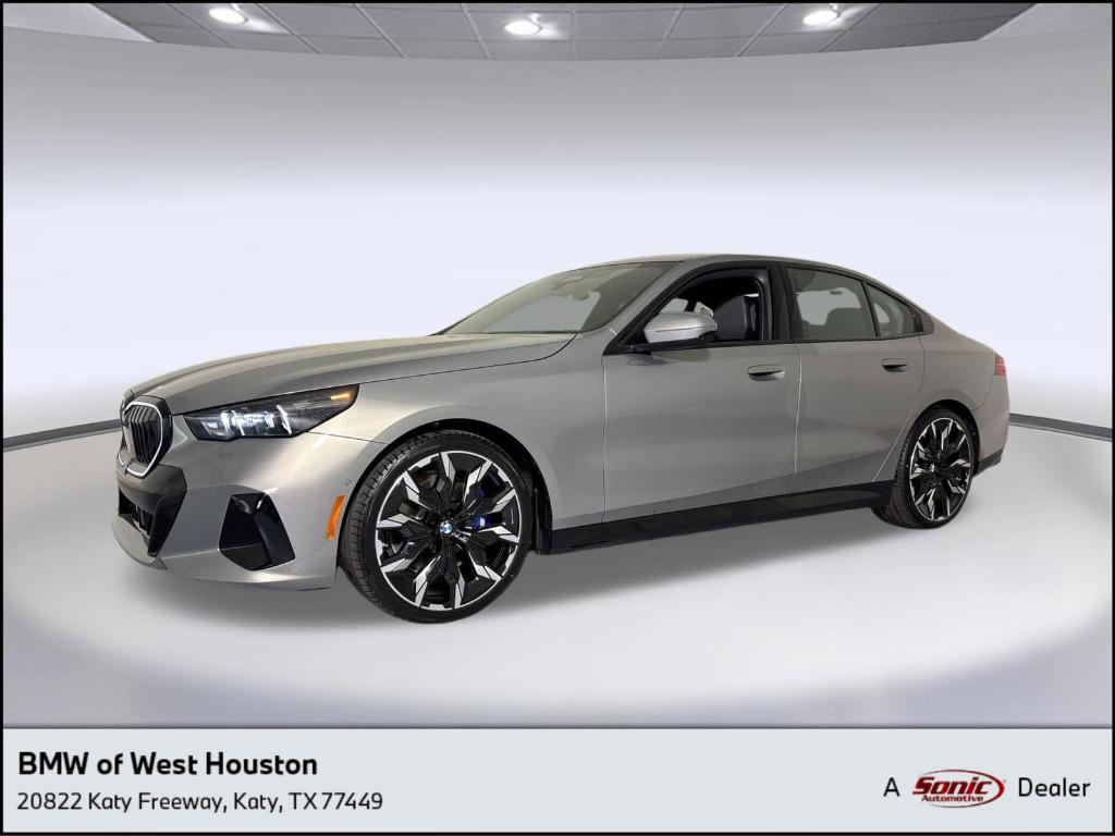 New 2026 BMW 540 i xDrive