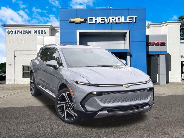 New 2025 Chevrolet Equinox EV LT 2