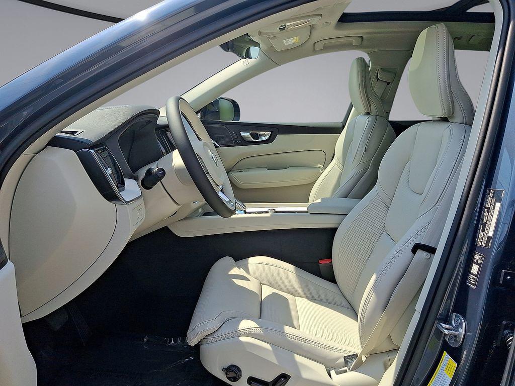 2026 Volvo XC60 PLUG-IN HYBRID ULTRA, T8 AWD ELECTRIC/GASOLIN — миниатюра 20