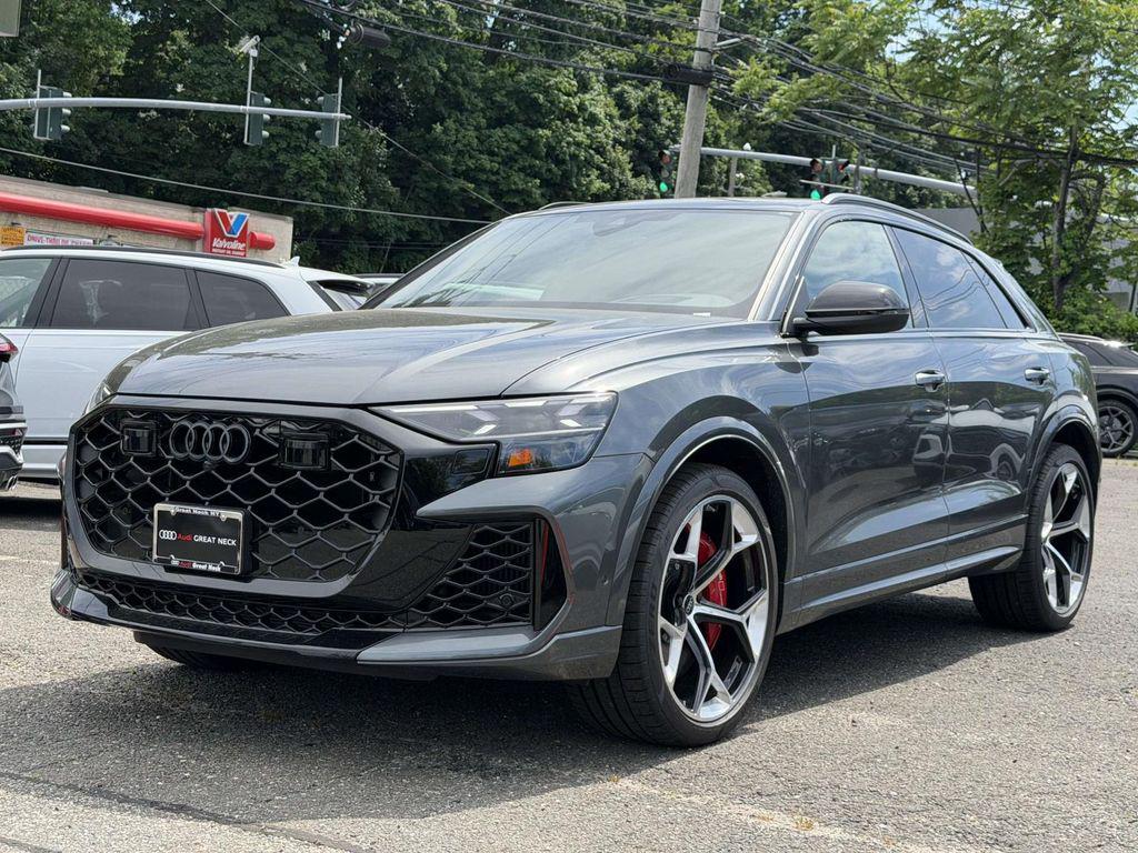 New 2026 Audi RS Q8 4.0T