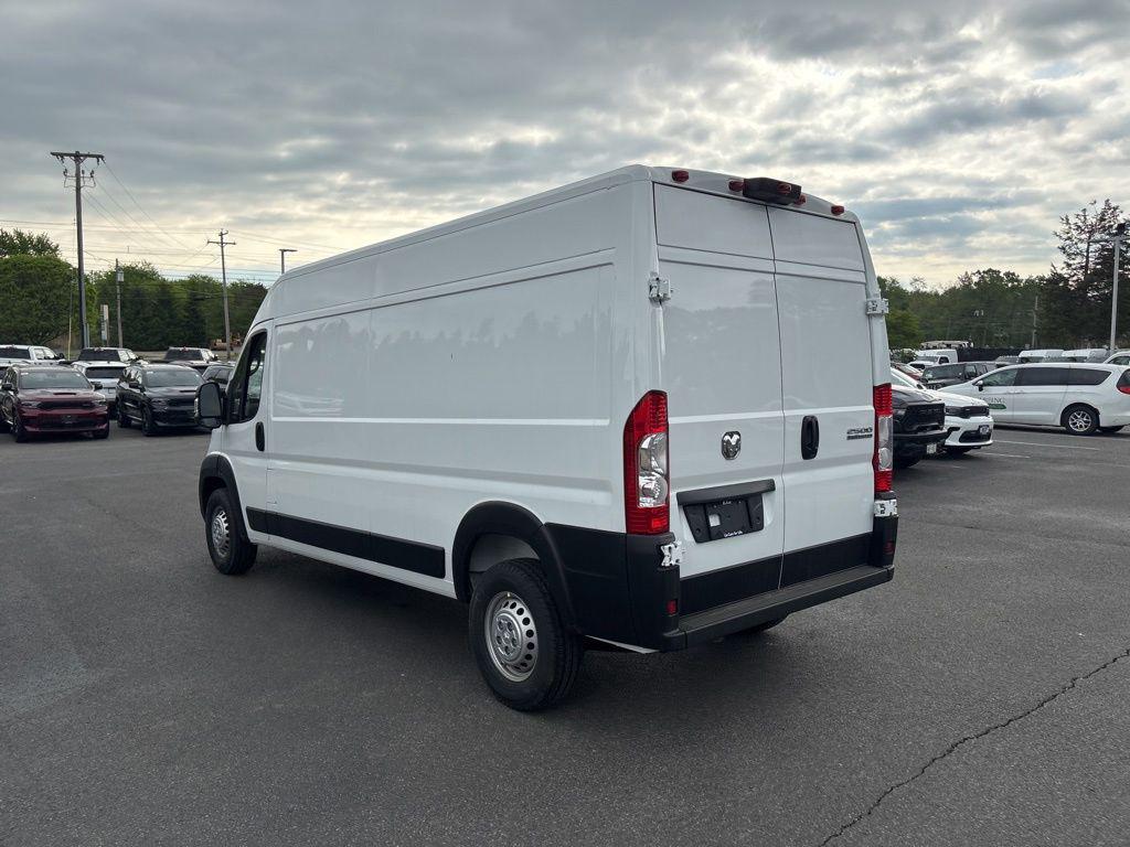 صورة 7 لـ 2026 RAM PROMASTER 2500 TRADESMAN
