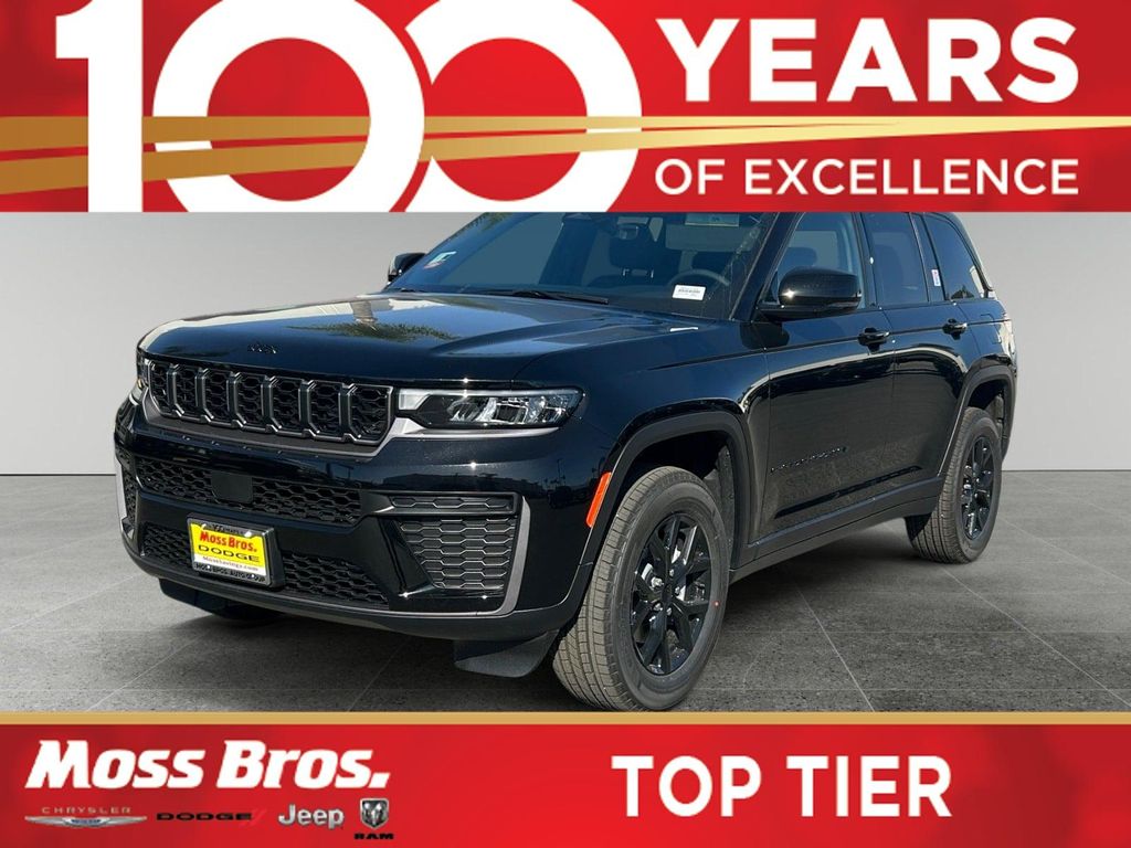 New 2026 Jeep Grand Cherokee Altitude