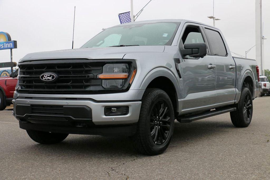 2026 FORD F-150 XLT 照片 1