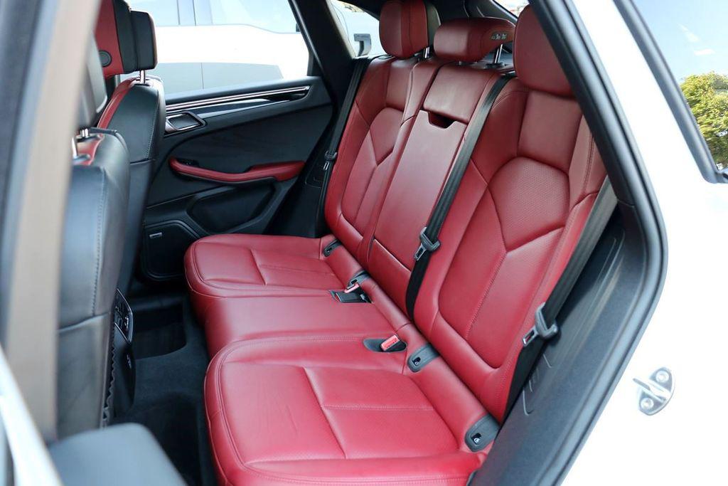 2024 Porsche MACAN — миниатюра 22