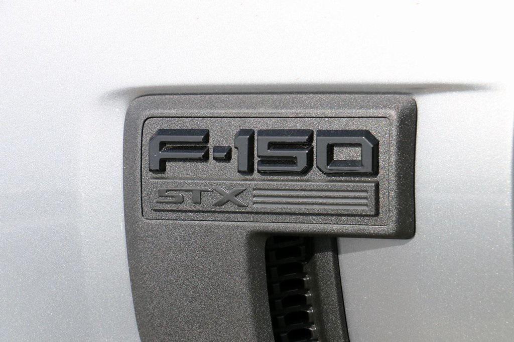 FORD F-150 STX - 9