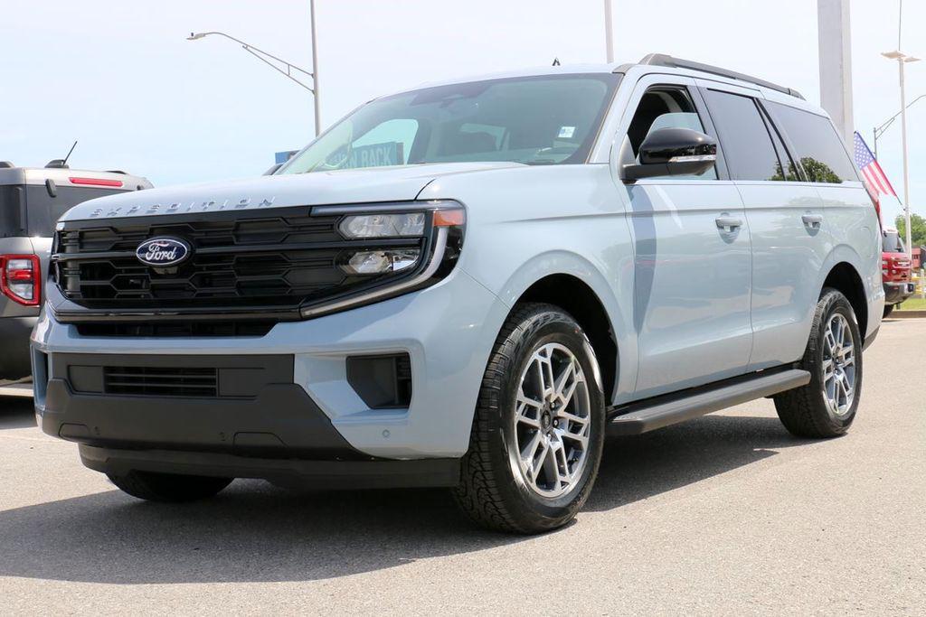 New 2026 Ford Expedition Active