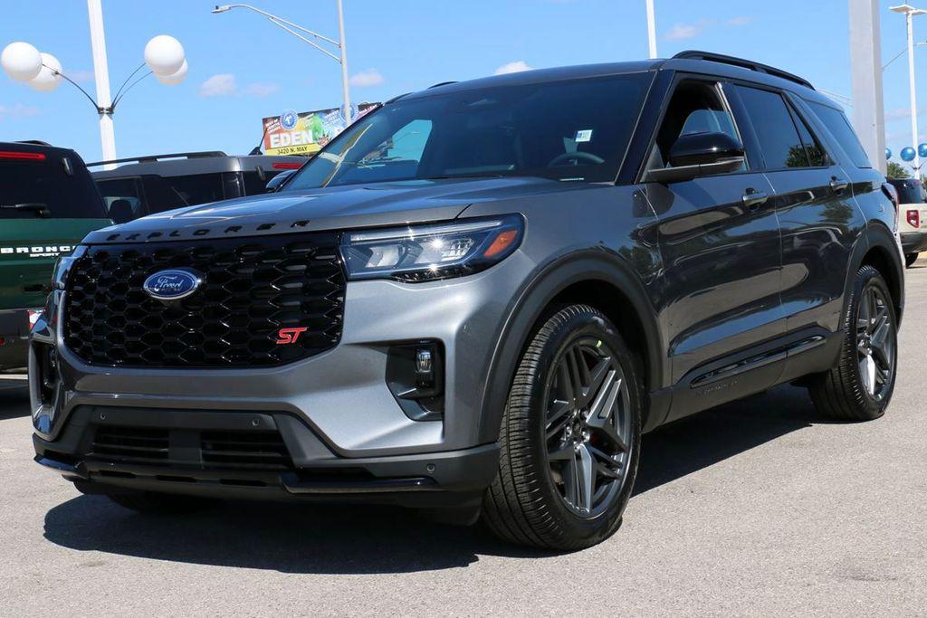 New 2025 Ford Explorer ST