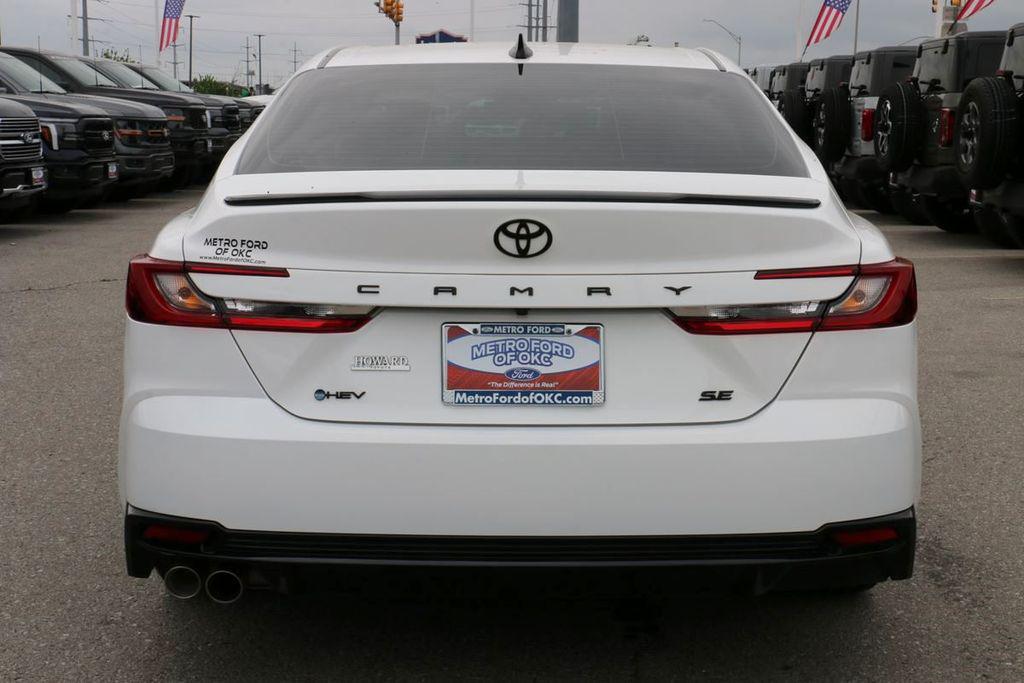 TOYOTA CAMRY - 6