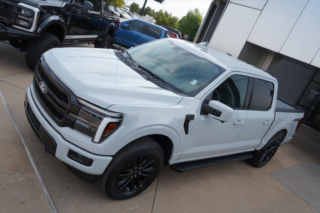 صورة مصغرة 15 لـ 2026 FORD F-150 LARIAT