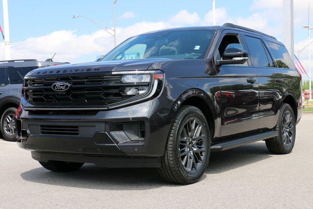 New 2026 Ford Expedition Platinum