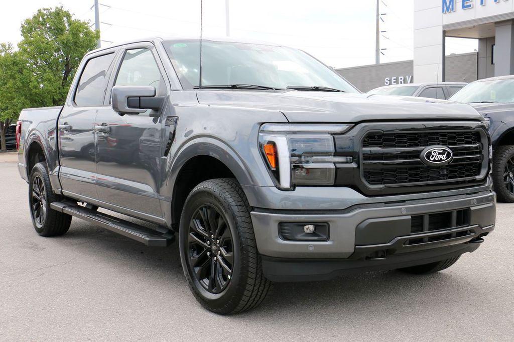 FORD F-150 LARIAT - 4