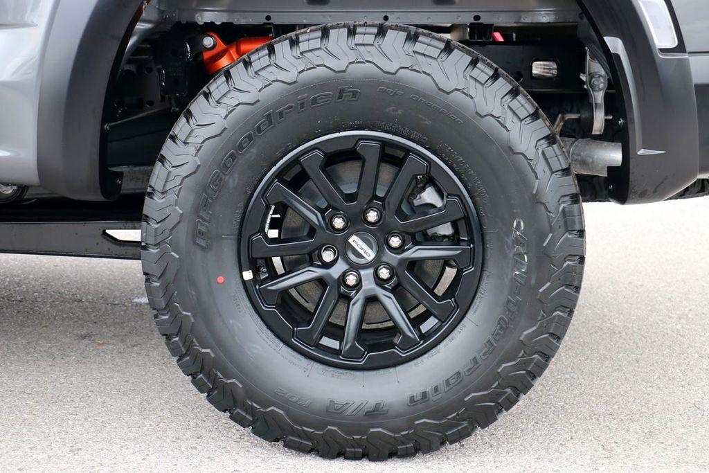 FORD F-150 RAPTOR - 8