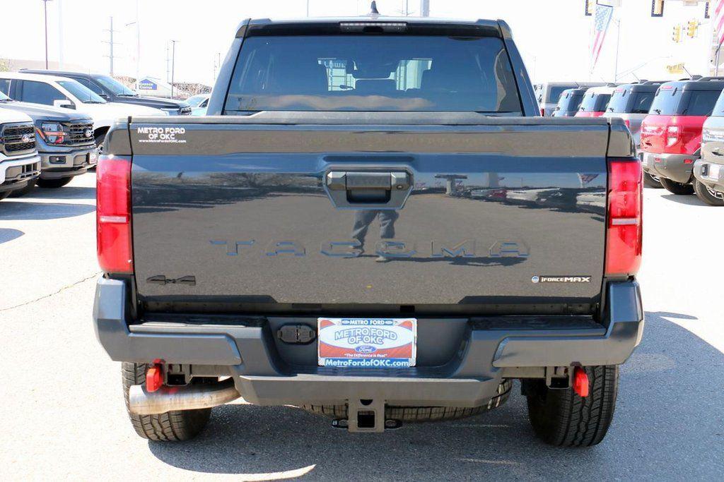 TOYOTA TACOMA - 6