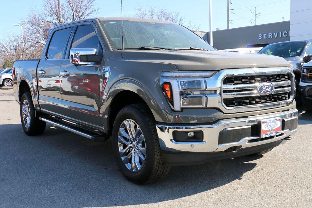 FORD F-150 LARIAT - 4