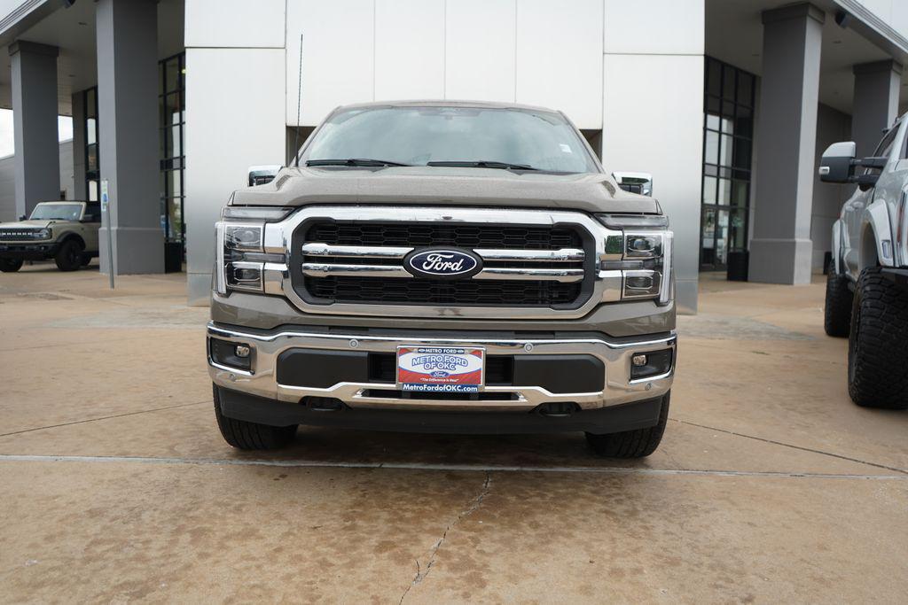 2026 FORD F-150 LARIAT photo 3