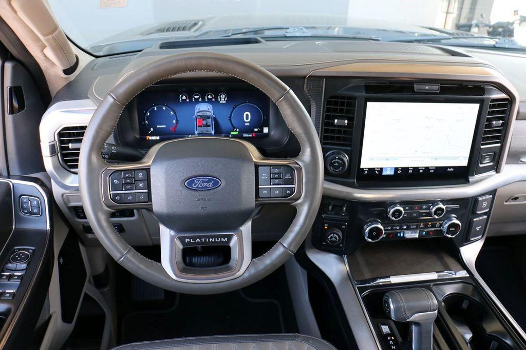 صورة مصغرة 29 لـ 2025 FORD F-150 PLATINUM