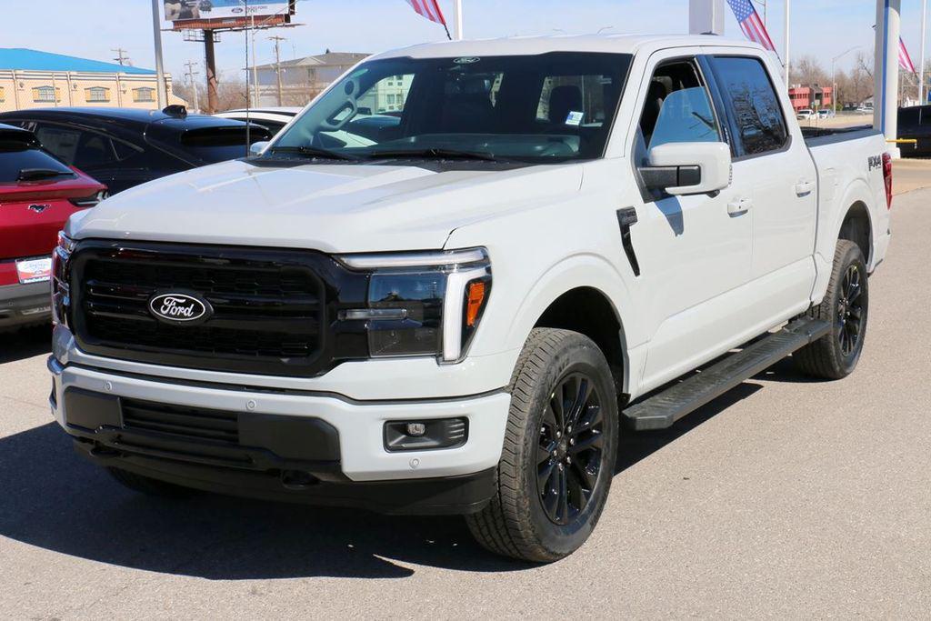 FORD F-150 LARIAT - 2