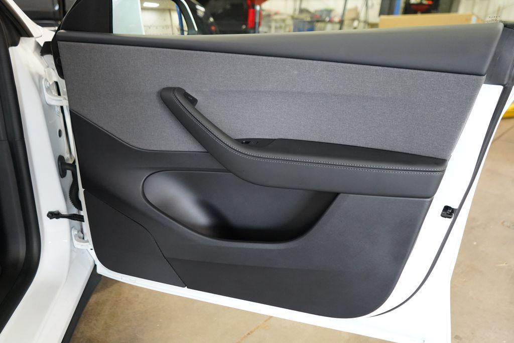 2026 Tesla MODEL Y ALL-WHEEL DRIVE thumbnail 17
