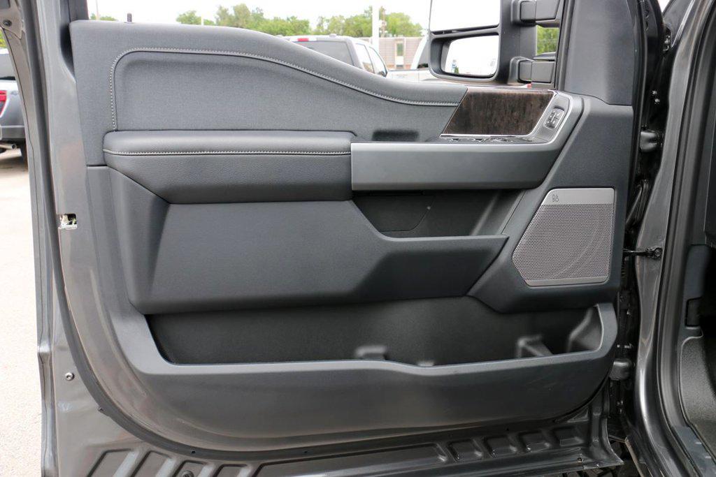 صورة مصغرة 22 لـ 2026 FORD F-250 LARIAT