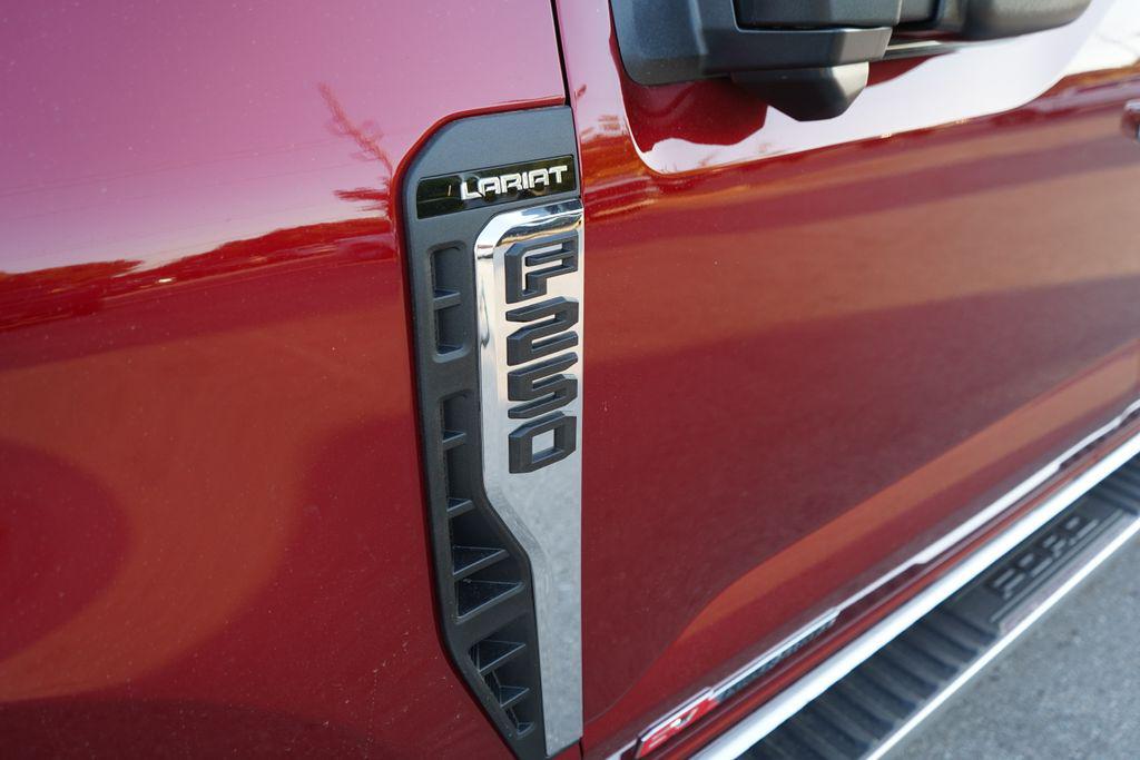 2026 FORD F-250 LARIAT 缩略图 4