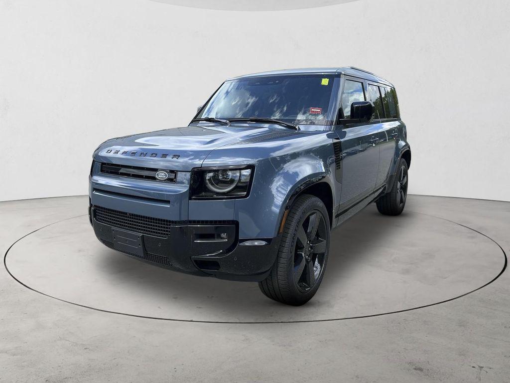 New 2026 Land Rover Defender P400 X-Dynamic SE