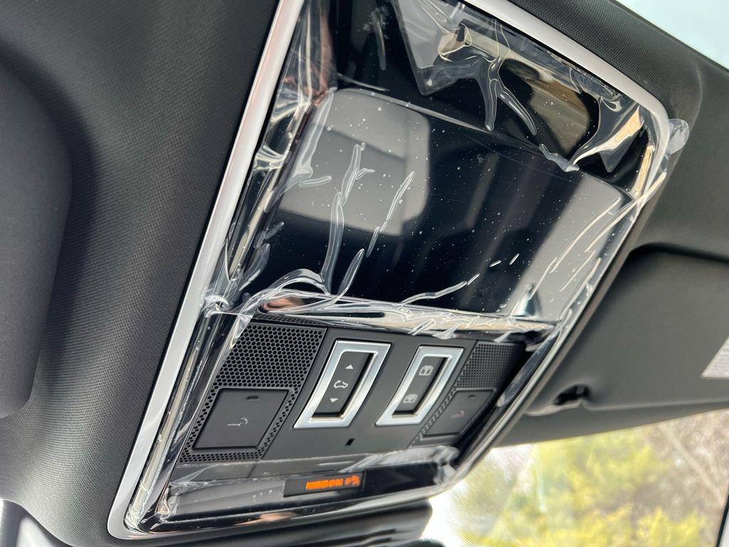صورة مصغرة 20 لـ 2026 LAND Rover RANGE ROVER VELAR P250 SE R-DYNAMIC