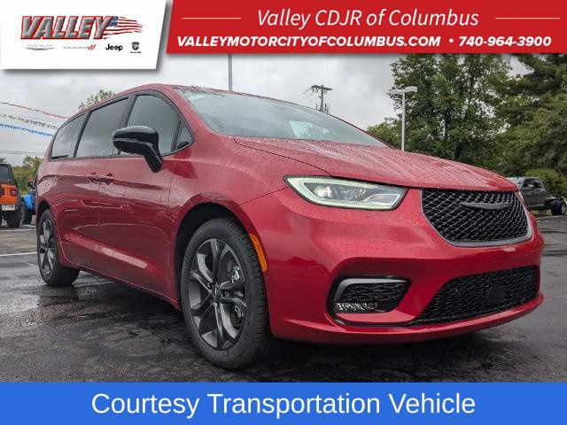 New 2026 Chrysler Pacifica L