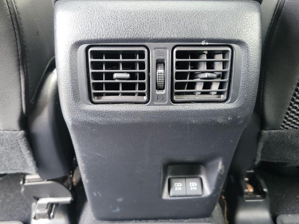 صورة مصغرة 26 لـ 2021 Toyota 4RUNNER SR5 PREMIUM