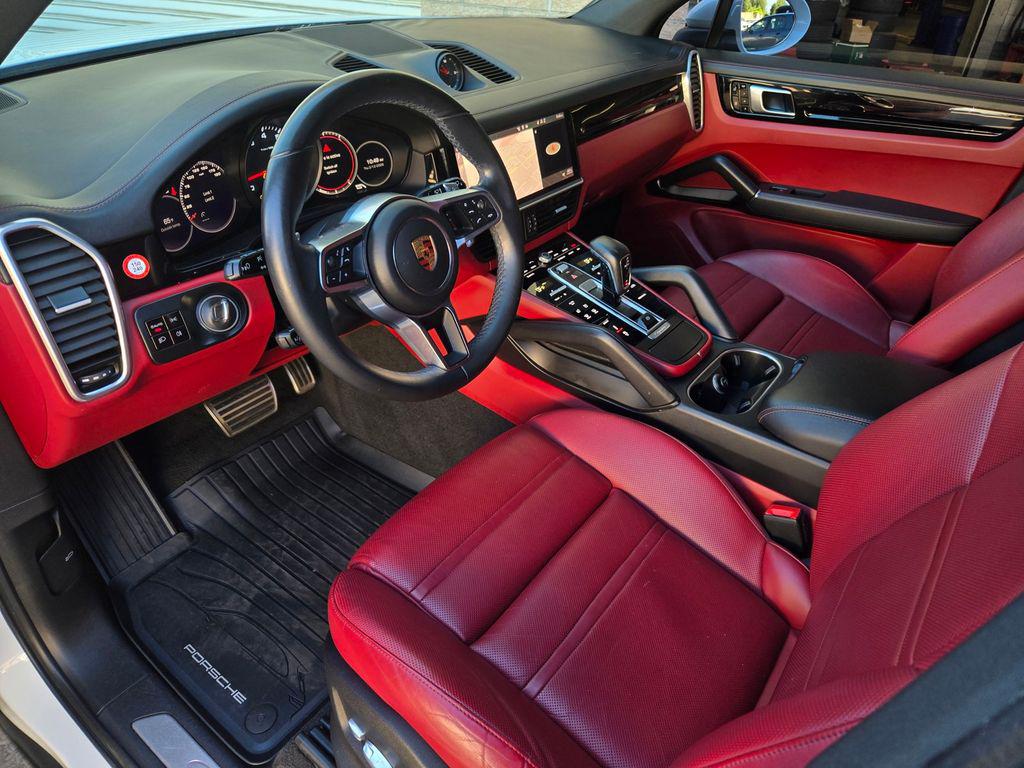 PORSCHE CAYENNE - 10