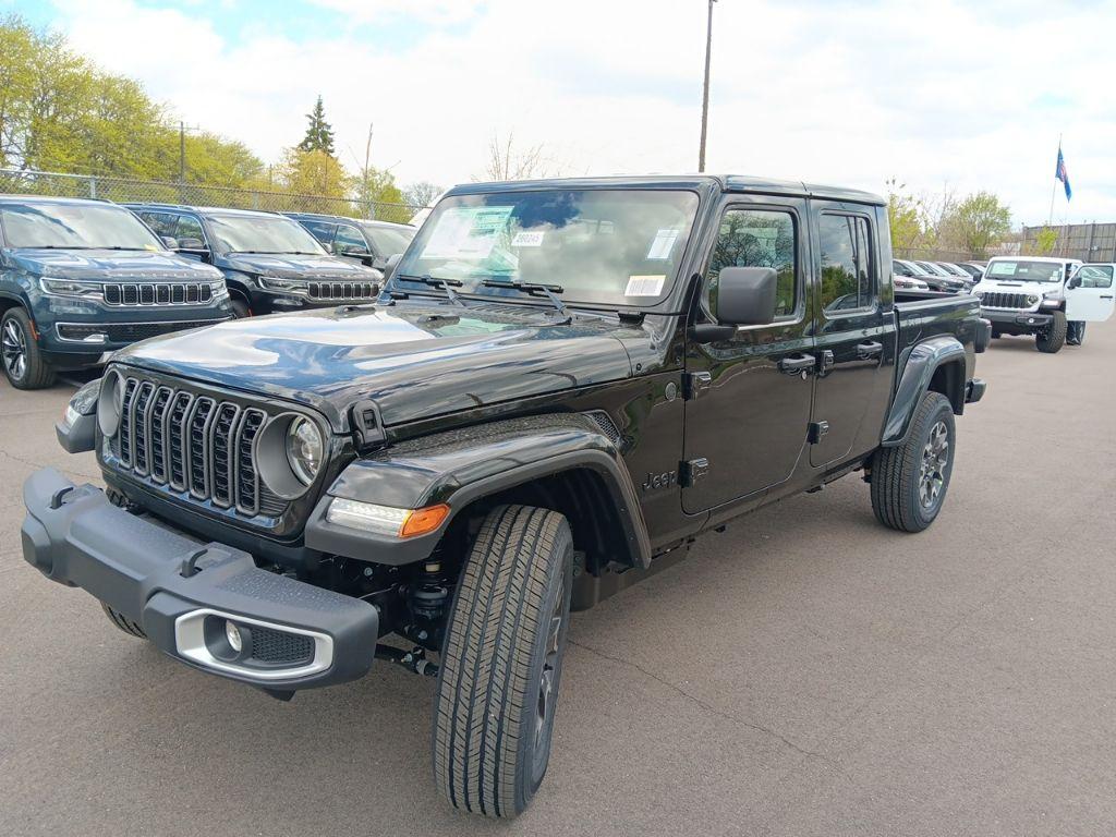 New 2026 Jeep Gladiator Sport