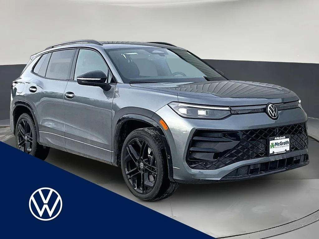 New 2026 Volkswagen Tiguan 2.0T SE R-Line Black