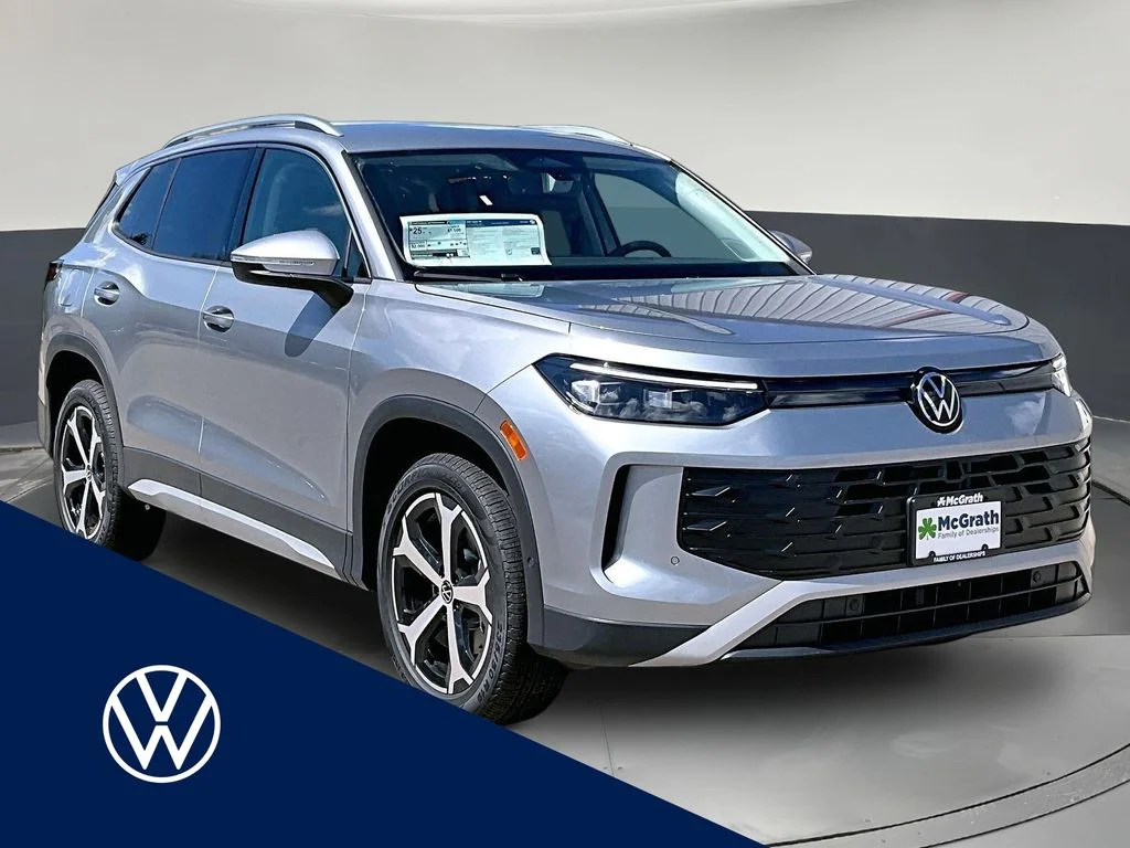 New 2026 Volkswagen Tiguan 2.0T SE