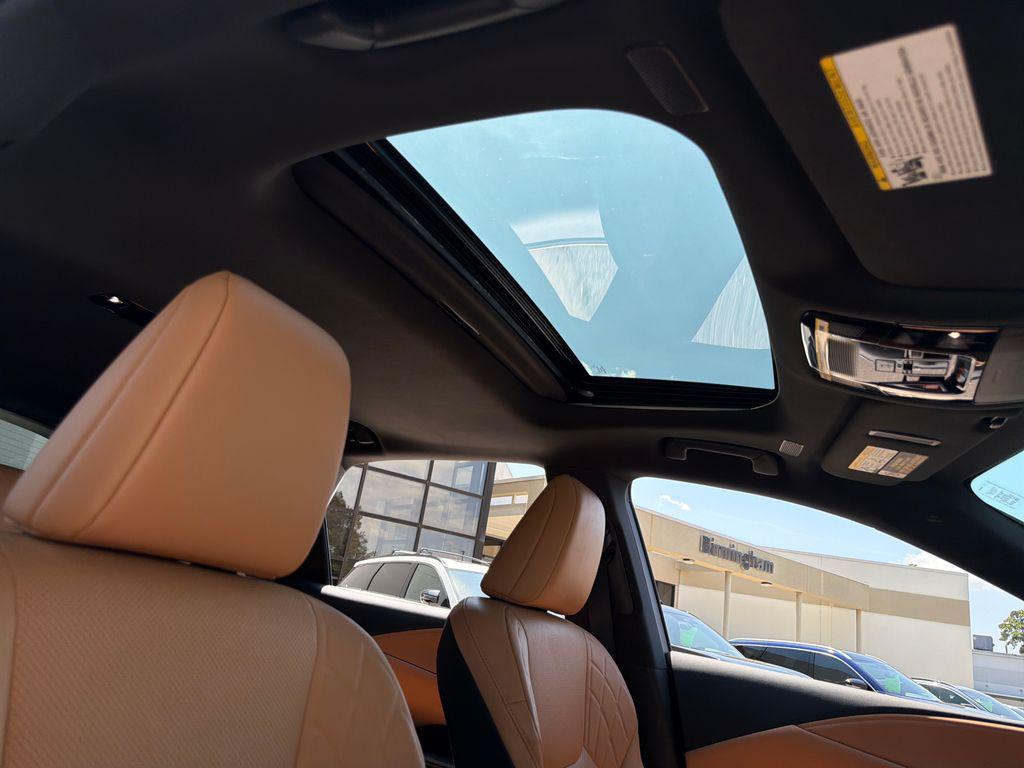 2024 Lexus RX 350 PREMIUM photo 10