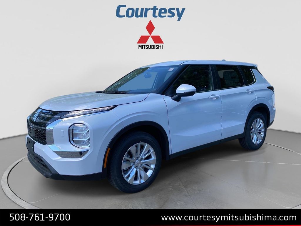 New 2026 Mitsubishi Outlander ES S-AWC