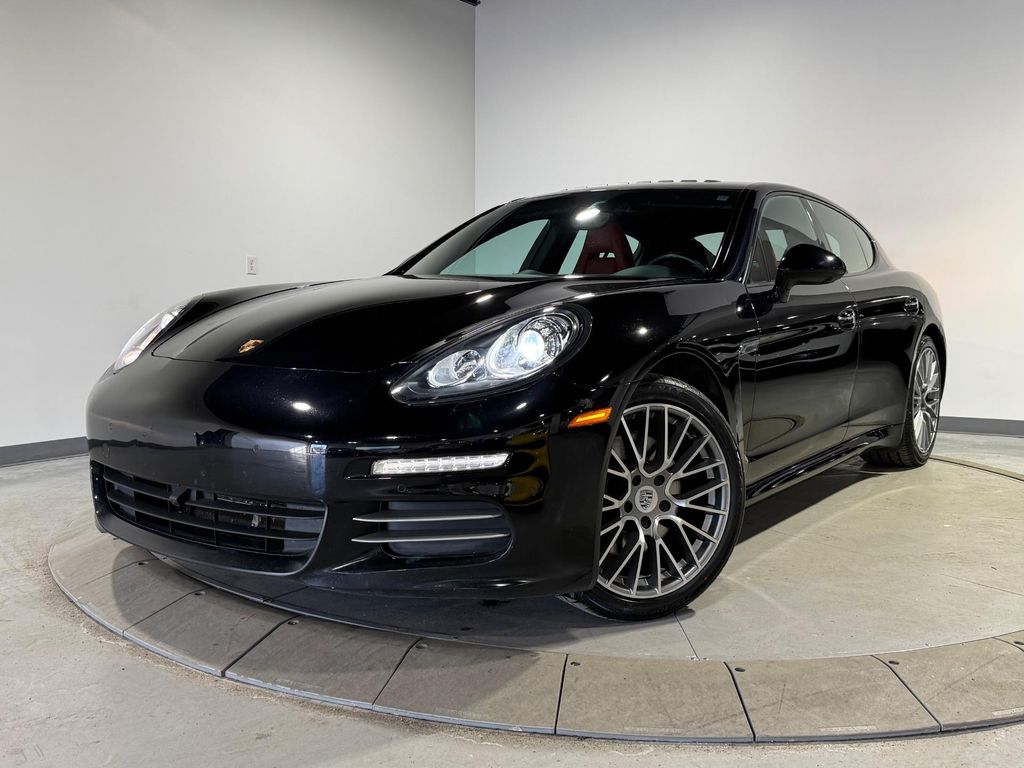 2016 Porsche Panamera