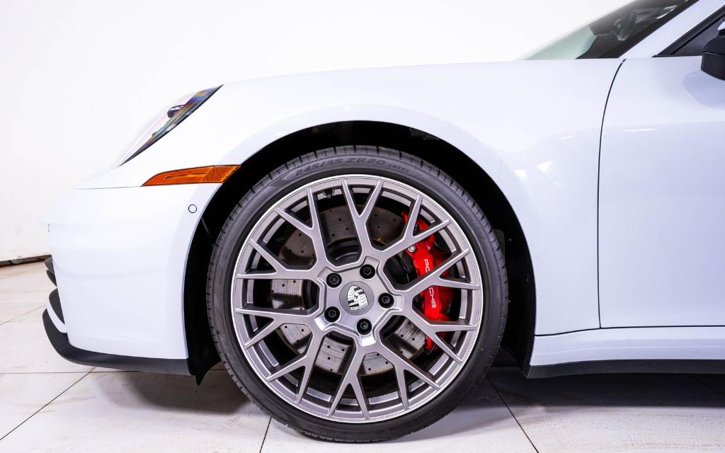 2026 Porsche 911 TARGA 4S — миниатюра 13