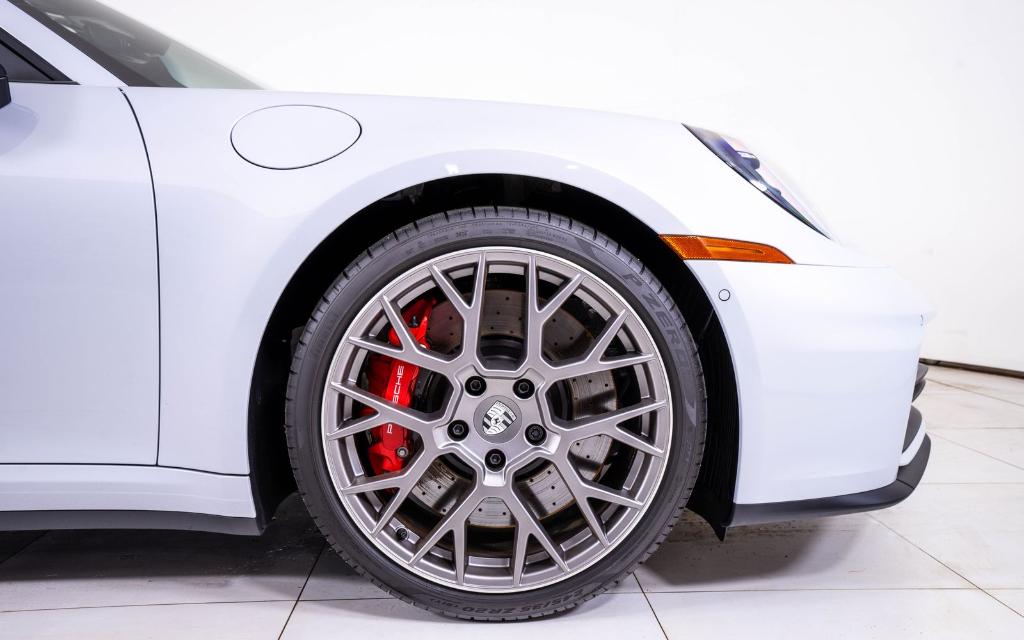 2026 Porsche 911 TARGA 4S — миниатюра 16