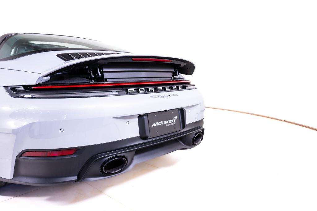 2026 Porsche 911 TARGA 4S — миниатюра 11