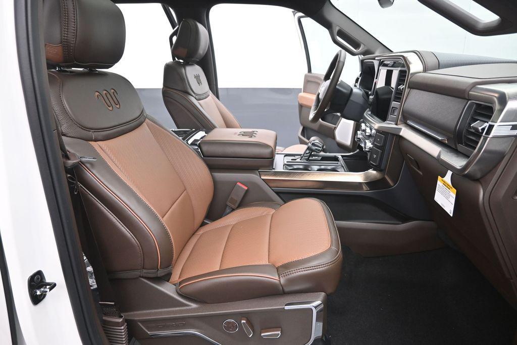صورة مصغرة 25 لـ 2026 FORD F-150 KING RANCH