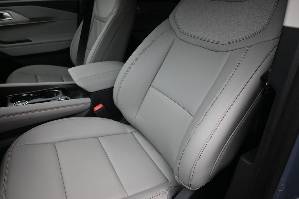صورة 7 لـ 2026 FORD EXPLORER ACTIVE