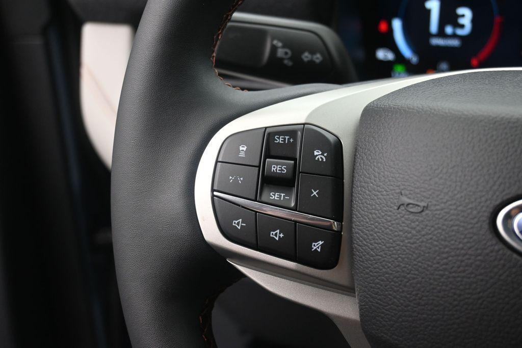 صورة 2 لـ 2026 FORD EXPLORER ACTIVE