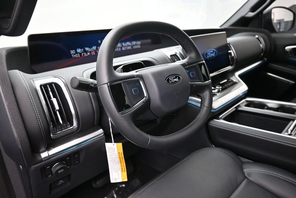 صورة مصغرة 18 لـ 2026 FORD EXPEDITION PLATINUM