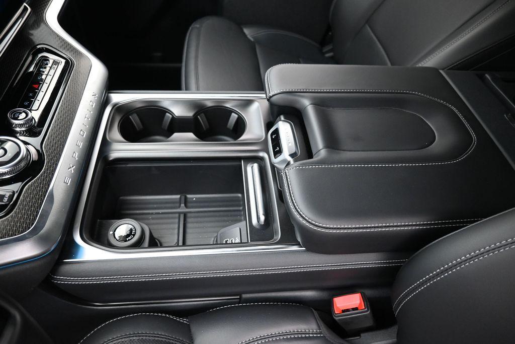 صورة مصغرة 20 لـ 2026 FORD EXPEDITION PLATINUM