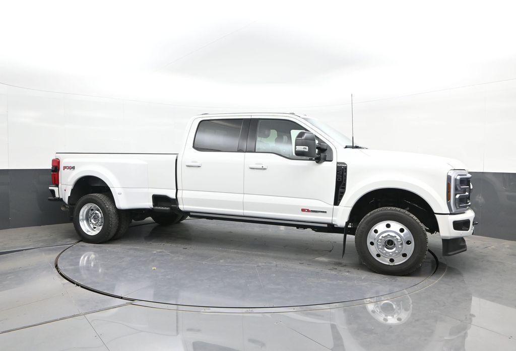 2025 FORD F-450 PLATINUM 缩略图 17