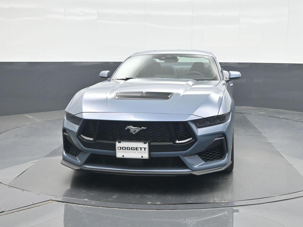 صورة 5 لـ 2026 FORD MUSTANG GT