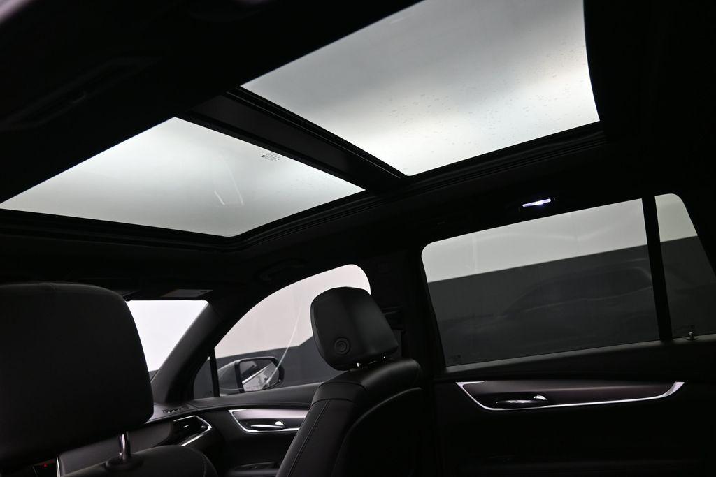 صورة 2 لـ 2025 Cadillac XT6 LUXURY FWD