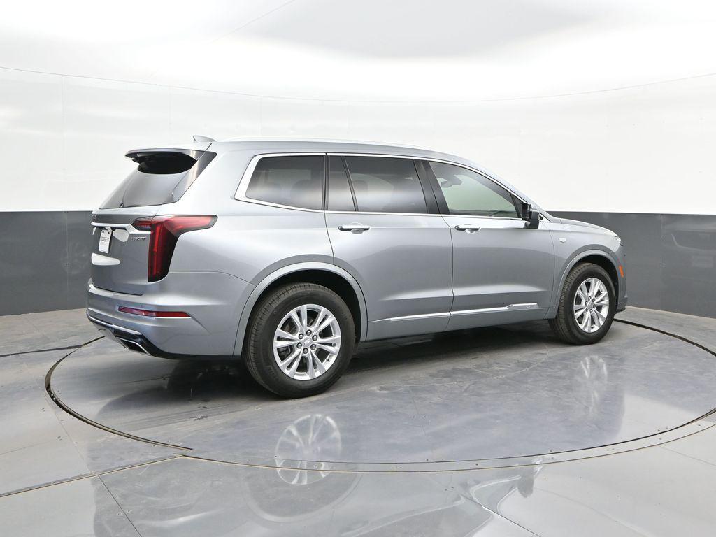 صورة 15 لـ 2025 Cadillac XT6 LUXURY FWD