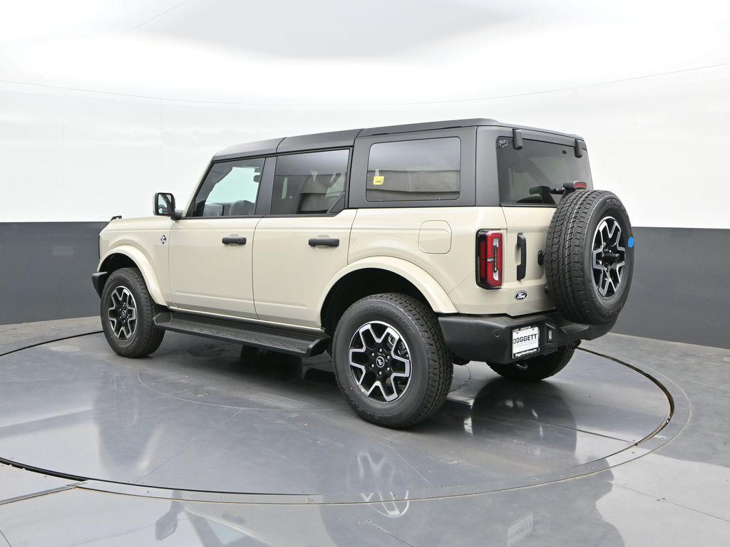 صورة 5 لـ 2026 FORD BRONCO OUTER BANKS