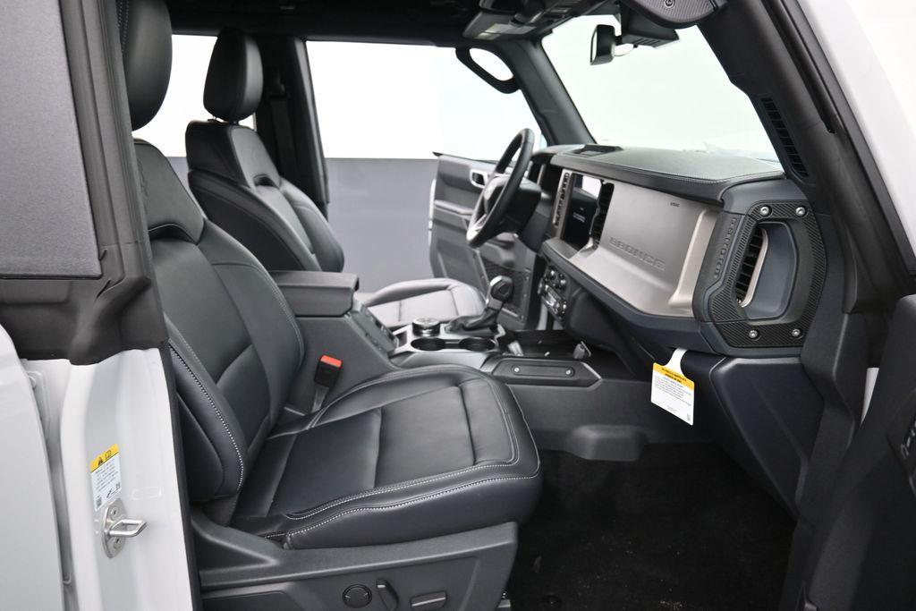 2026 FORD BRONCO OUTER BANKS — миниатюра 16