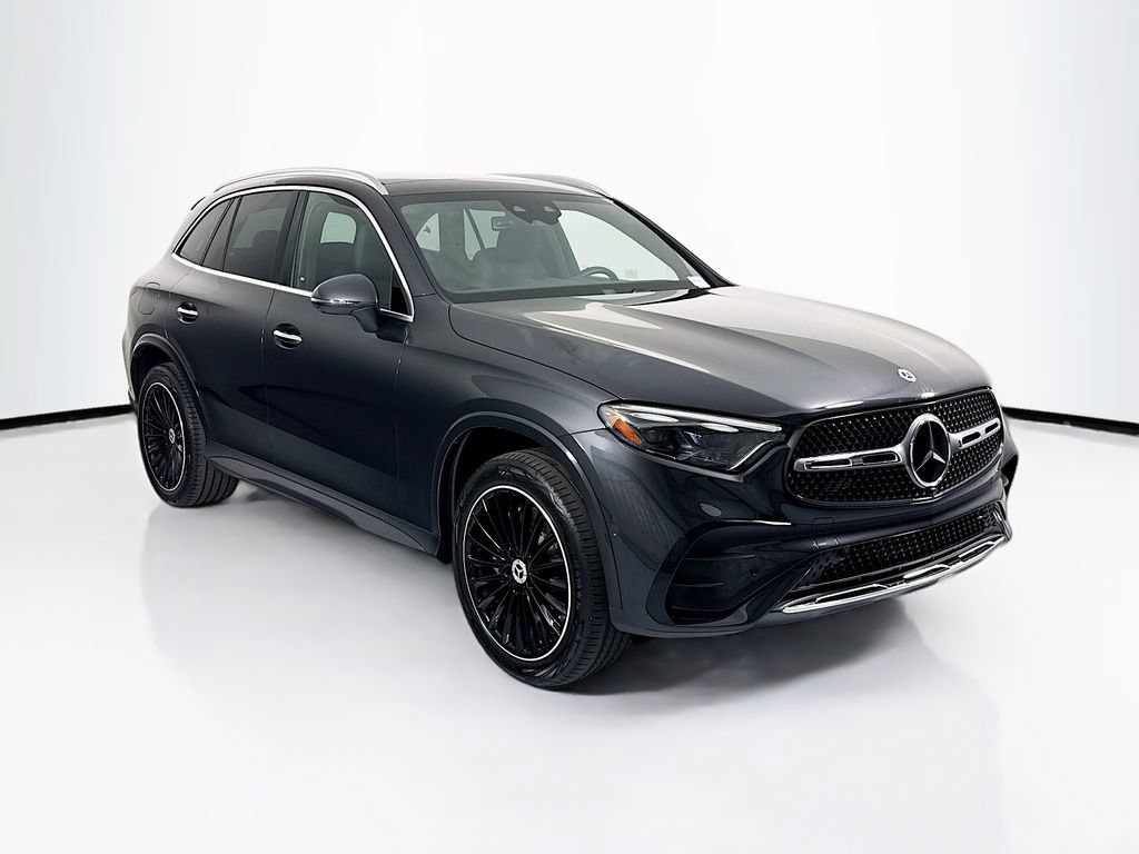 2026 Mercedes-BENZ GLC — фото 3